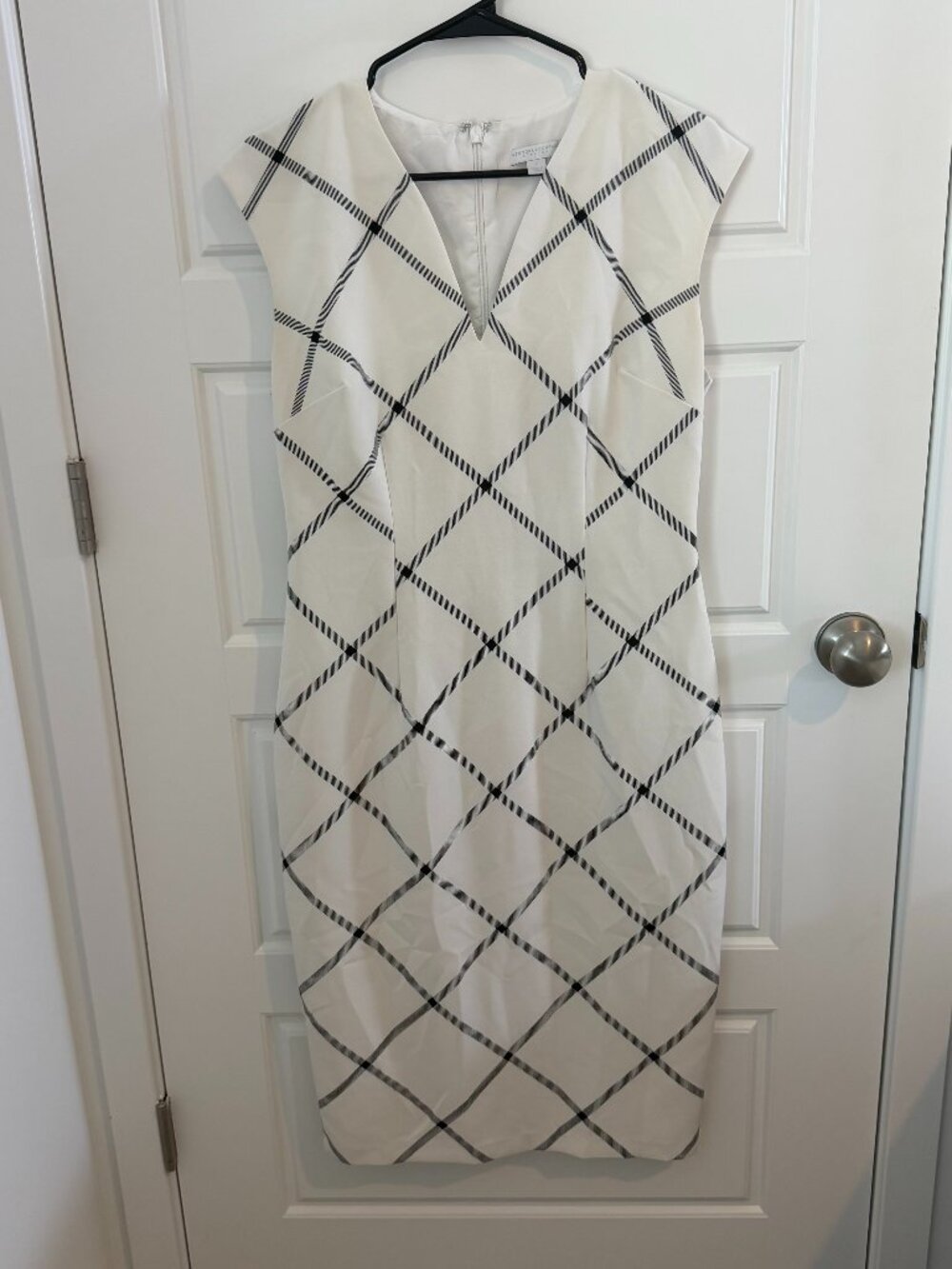 New York & Company Stretch White Windowpane Sheath Dress Size 8 Career Office